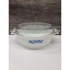 Anchor Hocking Fire King 1.5 Quart Covered Casserole Dish
